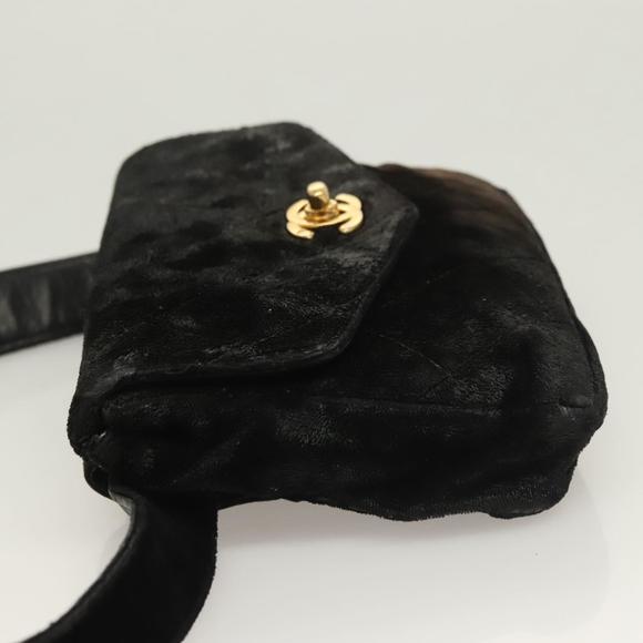 CHANEL Matelasse Waist Bag Velor Black Gold CC Auth bs27796 - Picture 5 of 16